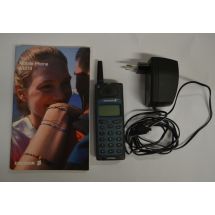 Ericsson A1018s GSM-puhelin