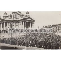 Talonpoikaismarssijoita Senaatintorilla