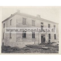 2-kerroksinen rakennus