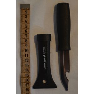 Autopuukko (monitoimipuukko)