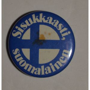 Sisukkaasti, suomalainen -rintanappi