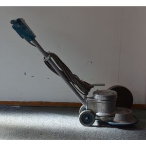 Victor lattianhoitokone 10"